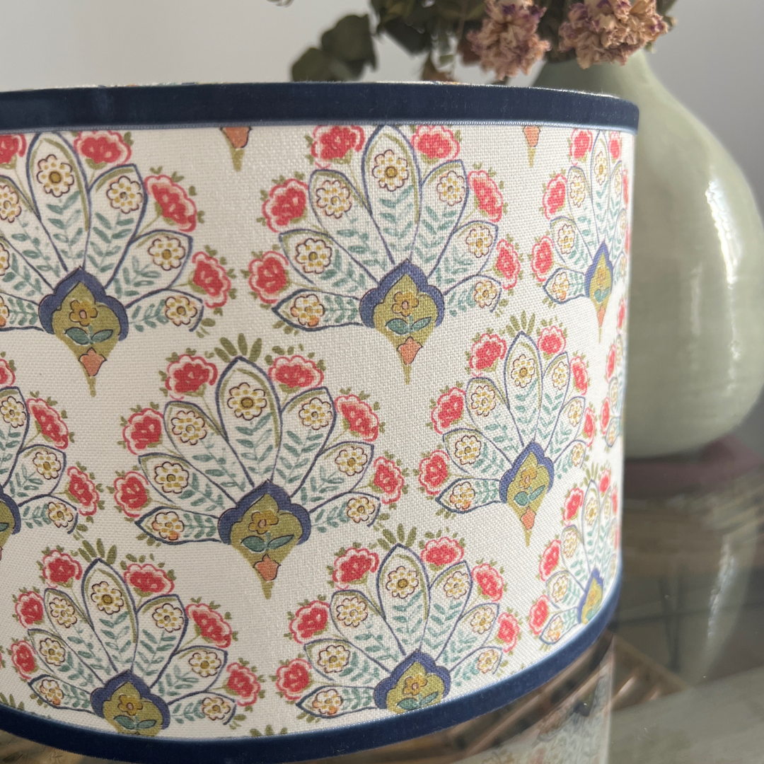 Pantalla de tela Pavo Floral - Vanila Deco