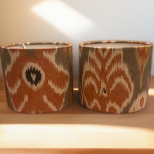 Pantalla Tela Lino Ikat Yakarta Terracota - Vanila Deco